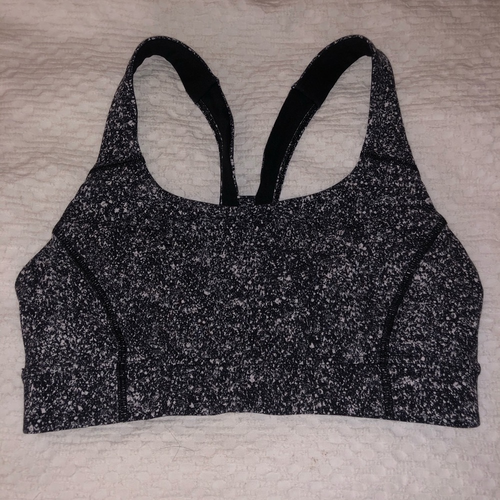 lululemon sports bra
